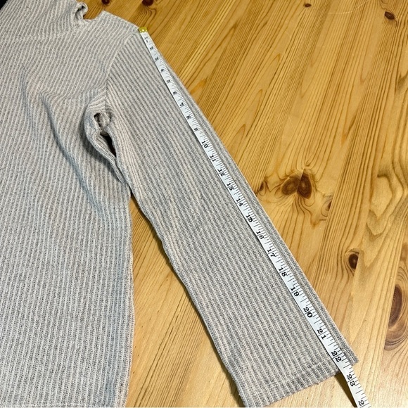 Clara Sunwoo Tan Turtle Neck Cut Out Knit Stretch Sweater Women’s Size XL - Picture 6 of 9